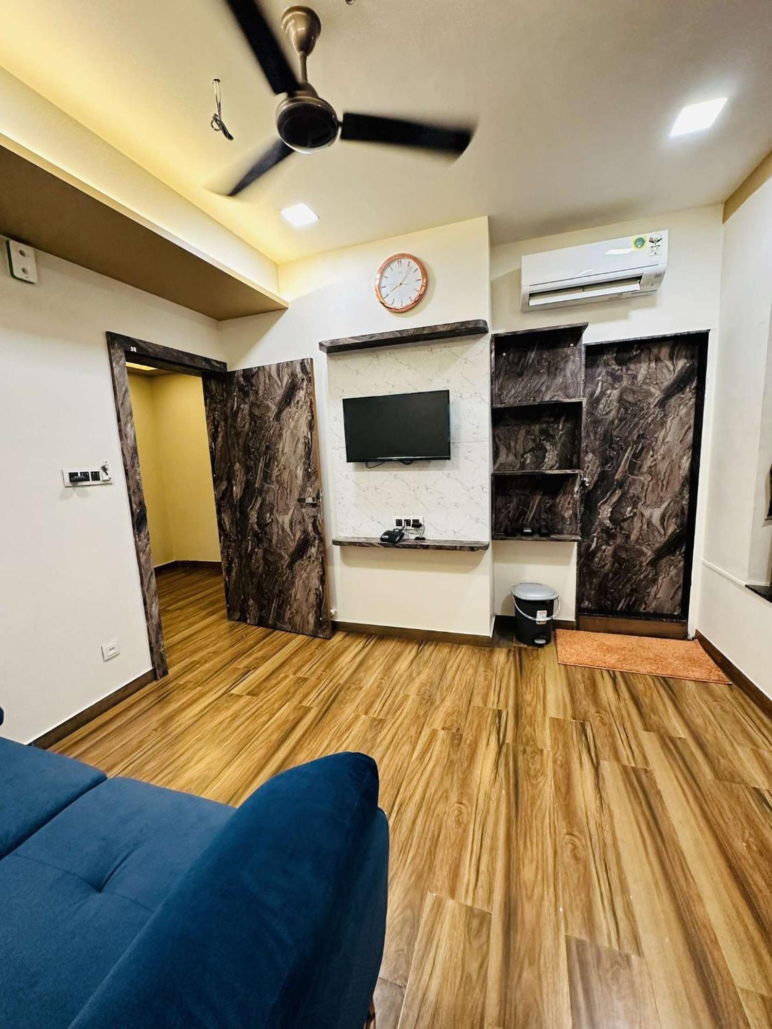 Hotel E Classico Bhavnagar Exterior foto